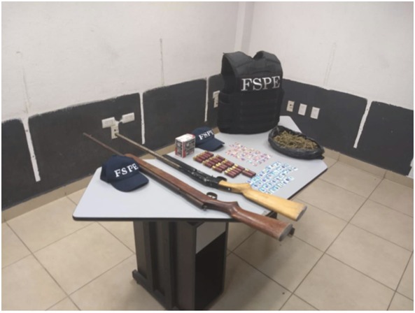 Aseguran armas largas