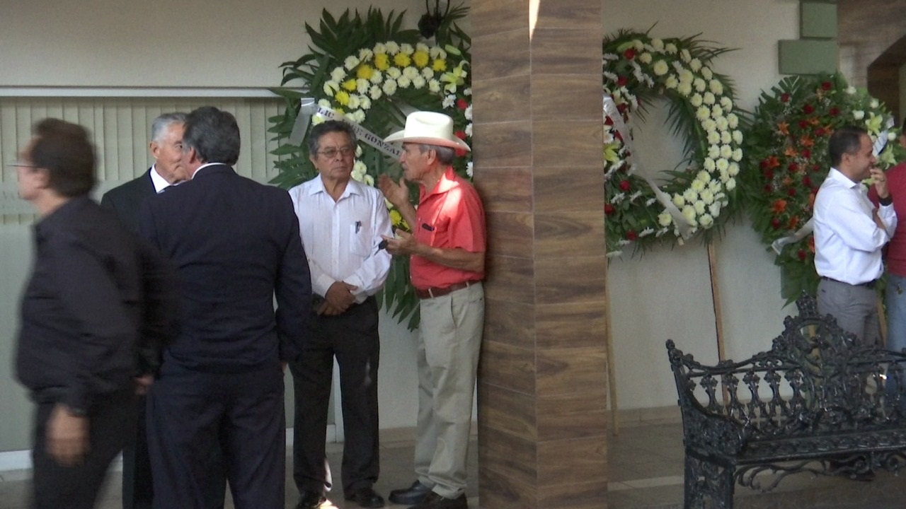 Compañeros del sindicato asistieron al sepelio de don Gilberto Muñoz