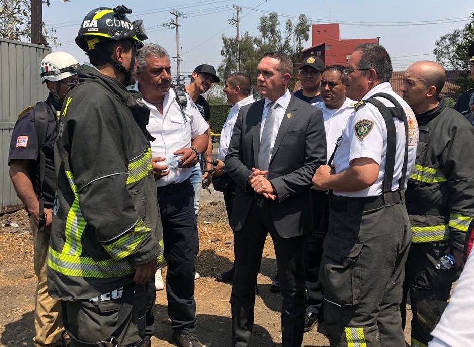 El incendio fue controlado casi dos horas más tarde.