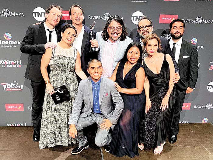 Todo el equipo detrás del filme, sin Alfonso Cuarón, festejó. ESPECIAL