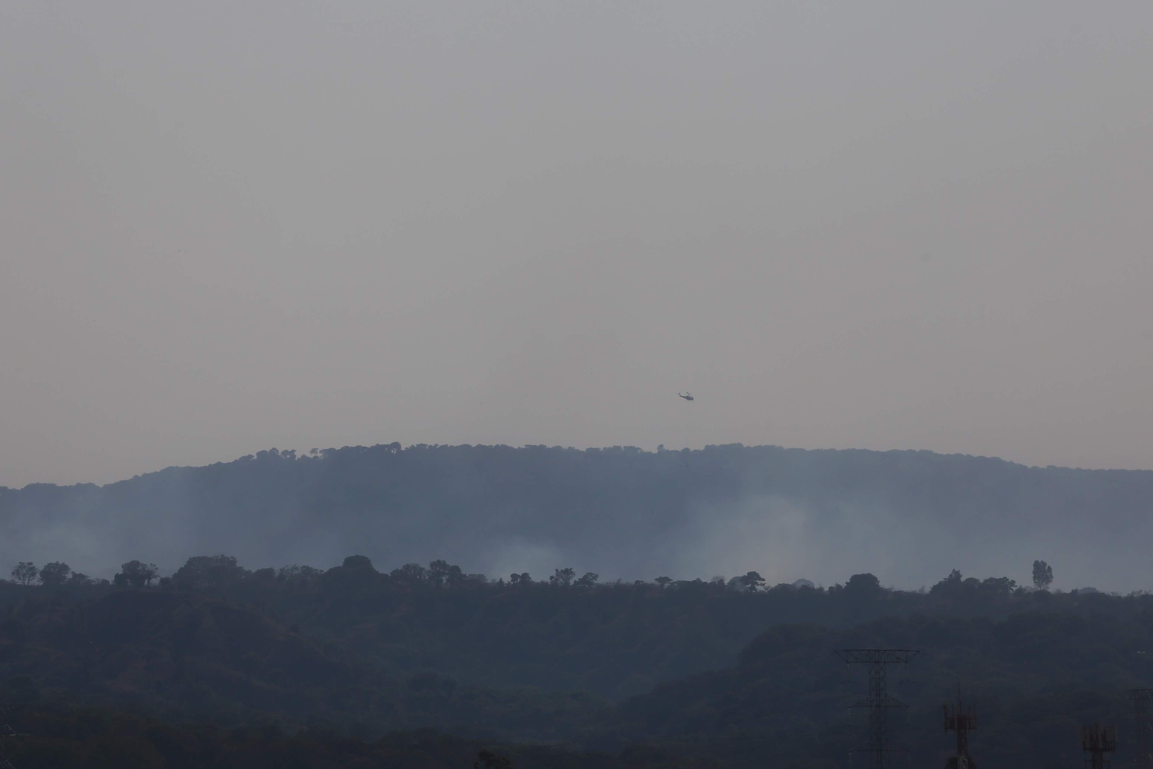 El incendio fue controlado tras más de 24 horas de combate al fuego. (Fernando Carranza)