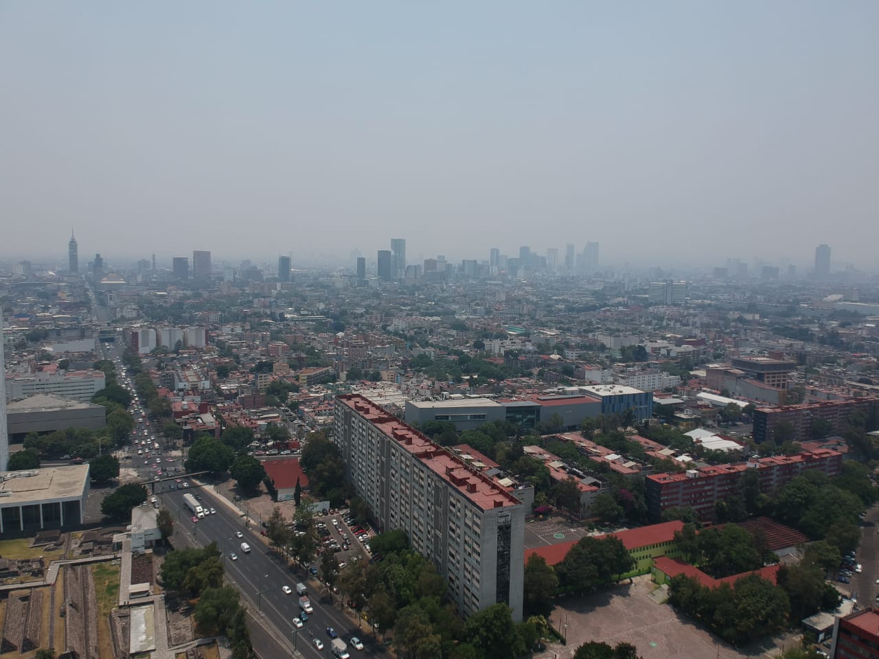 La calidad del aire continúa siendo mala en el Valle de México. (Omar Franco)