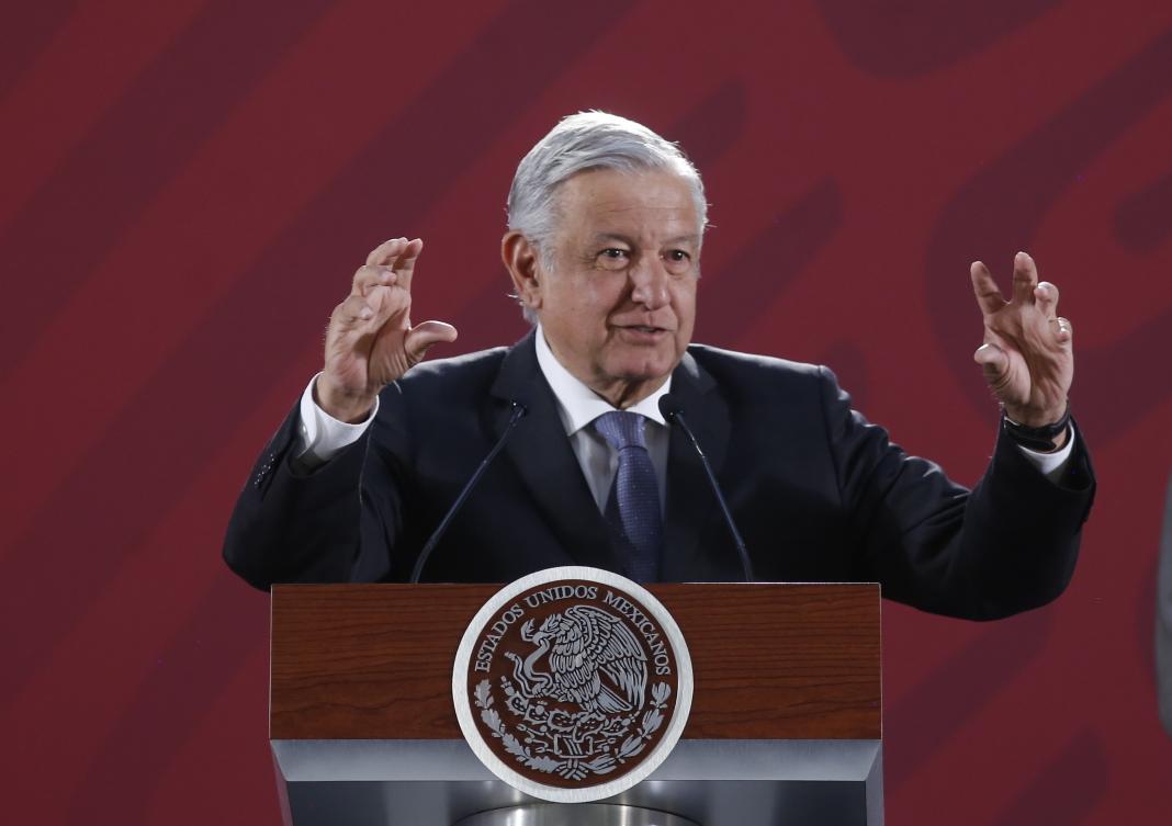 López Obrador respondió a la calificadora Moody's que la refinería se construirá en tres años/Araceli López.