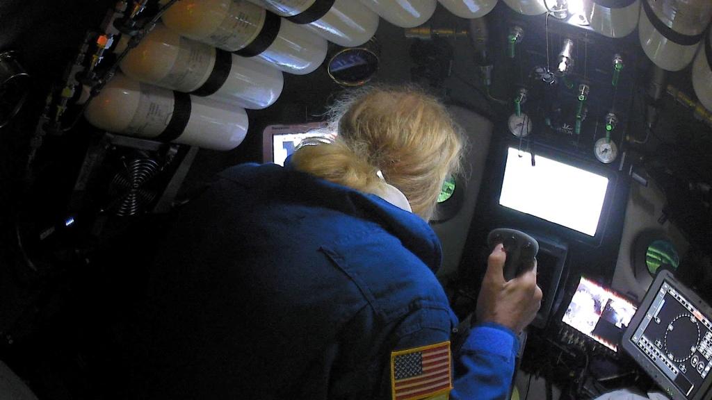 La NOAA calcula que el 80 por ciento de los océanos del planeta permanece sin explorar y cartografiar. Reuters