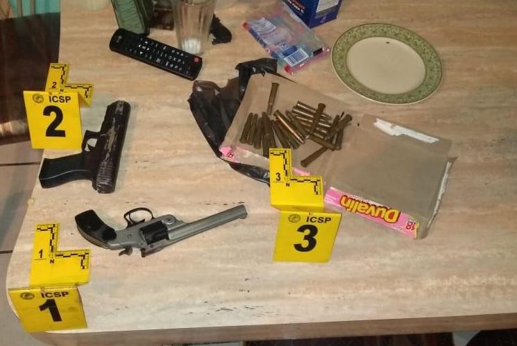 La zona fue resguardada mientras los policías ministeriales. (Foto: Especial)