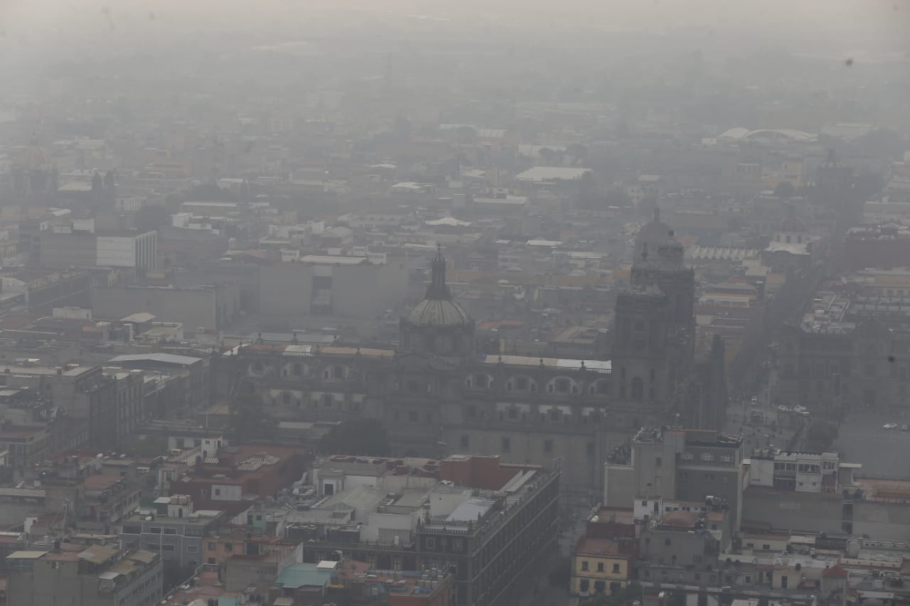 Contingencia ambiental en la Ciudad de México en mayo de 2019 (Héctor Téllez).