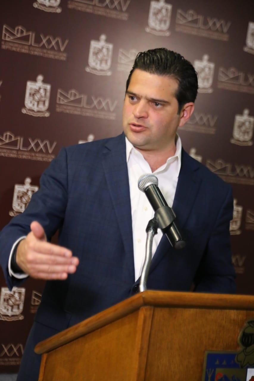 Francisco Cienfueogos, el coordinador de la bancada del PRI en el Congreso. Foto: Especial