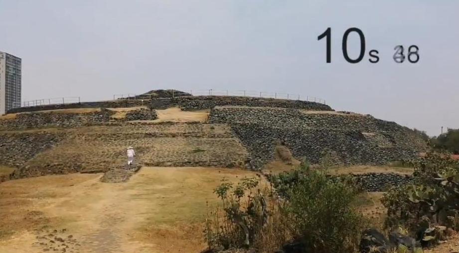 Jesusa Rodríguez reto a sus seguidores a romper su récord al escalar la pirámide de Cuicuilco/Especial.