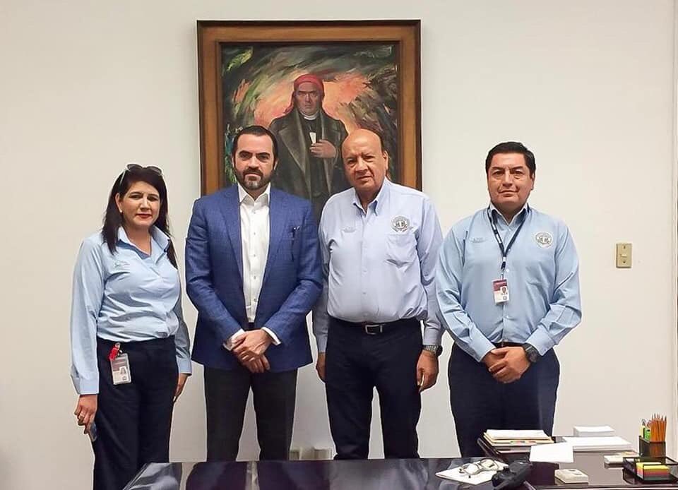 Autoridades estatales se reunieron con directores de penales federales en Morelos.