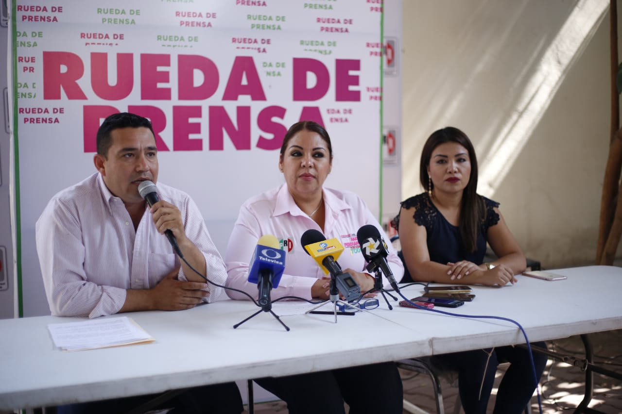 Mencionó que aún no toma le decisión de acudir al debate. (Rolando Riestra)