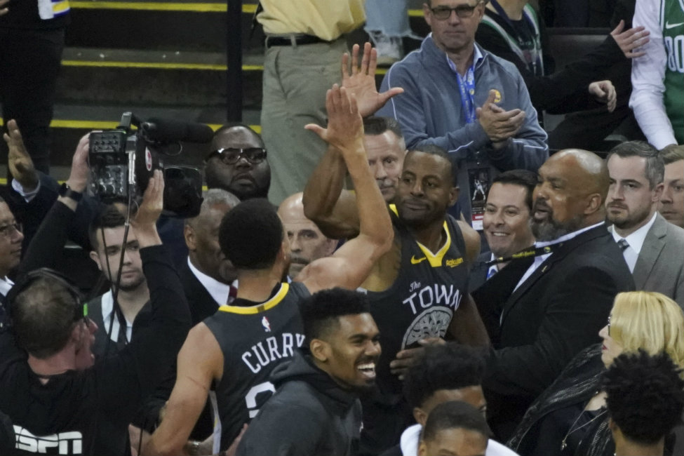 Golden State vino de atrás para vencer a Portland (AFP)