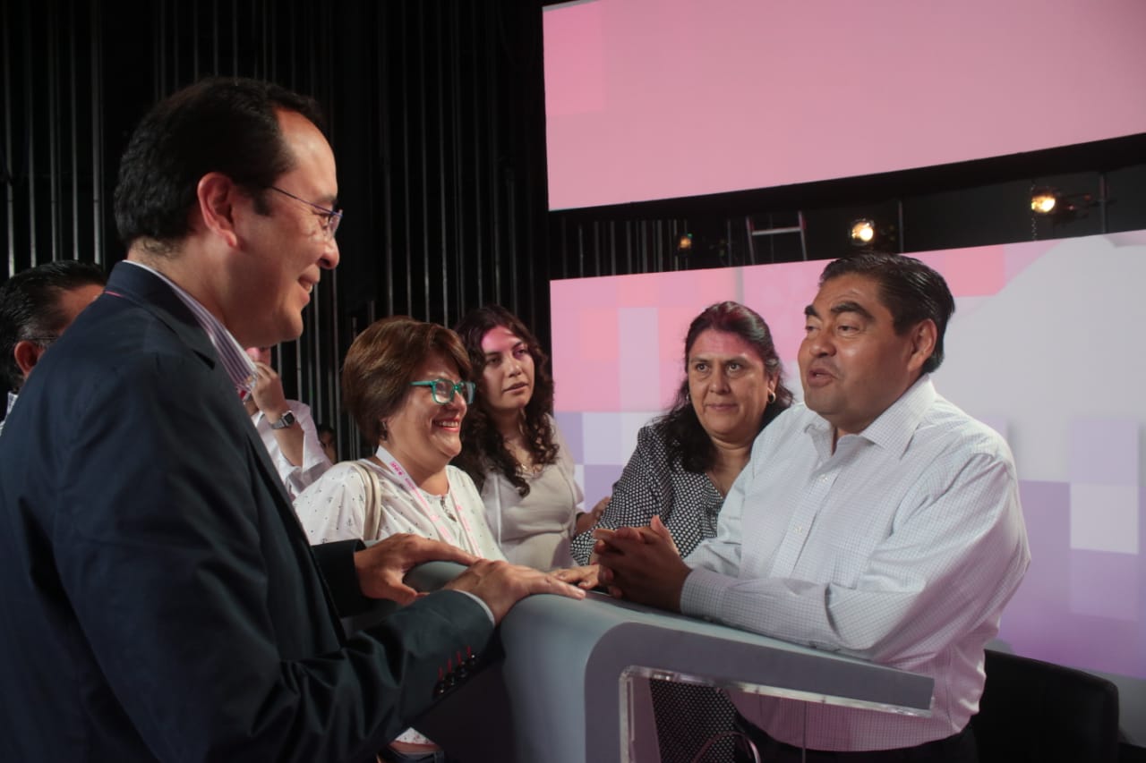 Candidatos visitaron sede del debate (Especial)
