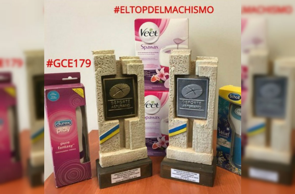 Jugadoras de squash reciben vibrador como premio por ganar torneo (@ganamosconellas)