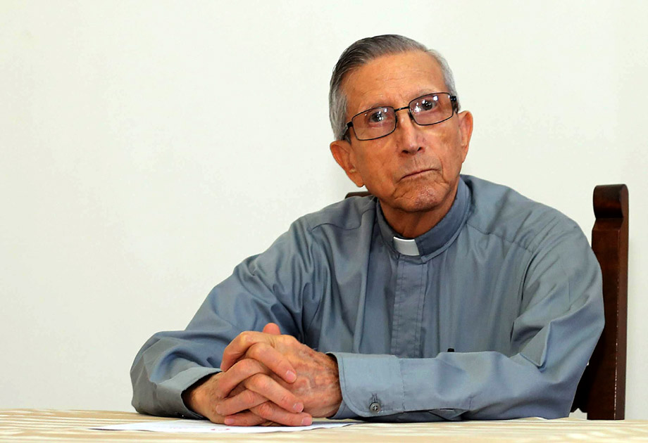 Monseñor Jorge Estrada Solórzano. (Rolando Riestra)