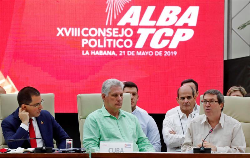 El presidente cubano Miguel Díaz-Canel asistió a la sesión de clausura de la reunión, sin intervenir en la misma. (EFE)