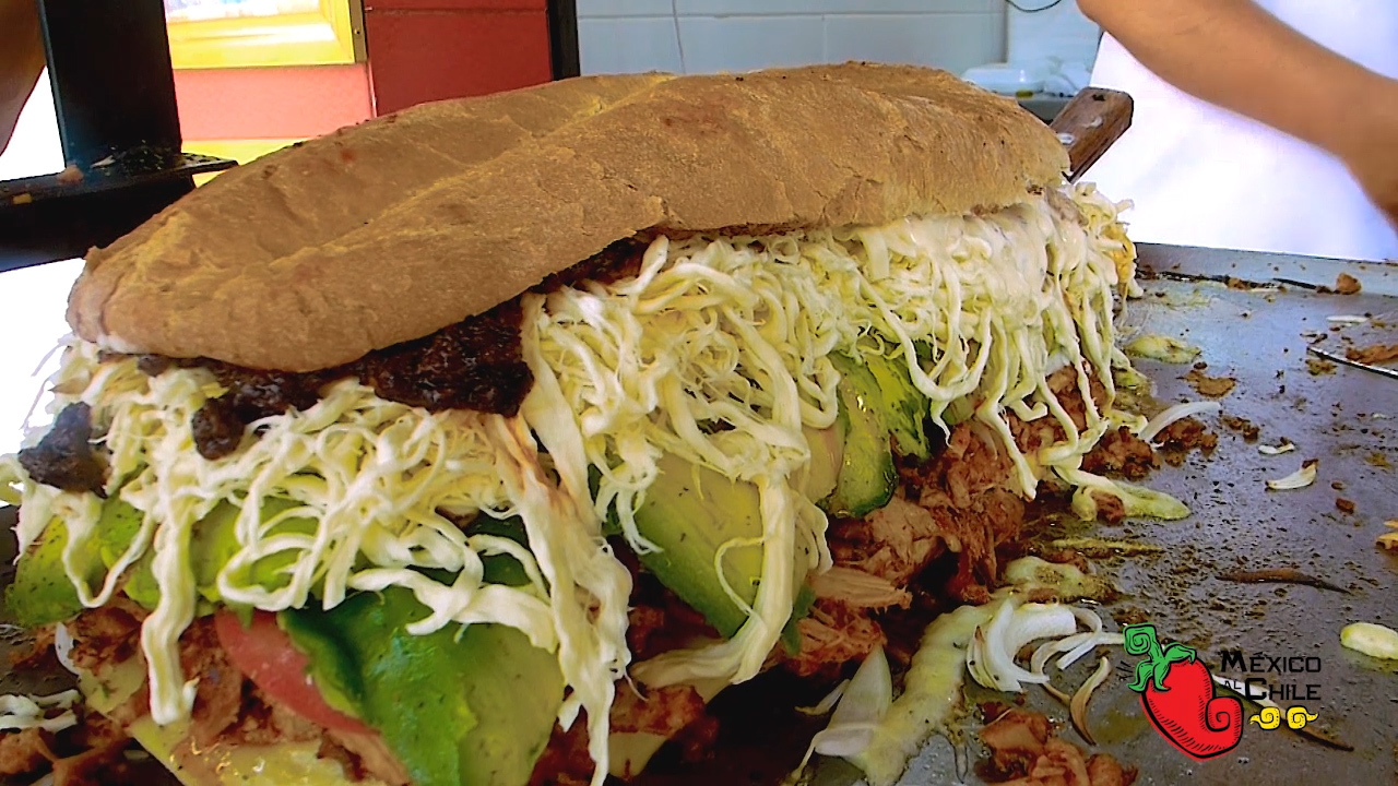 ¿Tu antojo es enorme? ¡Acá las tortas... gigantes de CdMx!