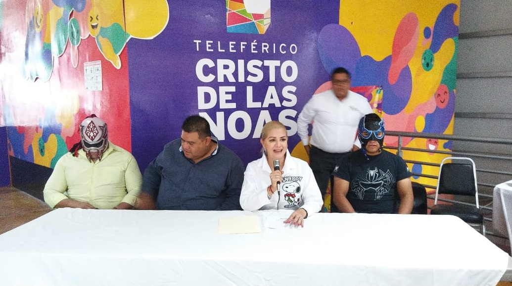 Araña del Futuro y Darkus estuvieron presentes en la presentación de la función. (Luis Salcedo)