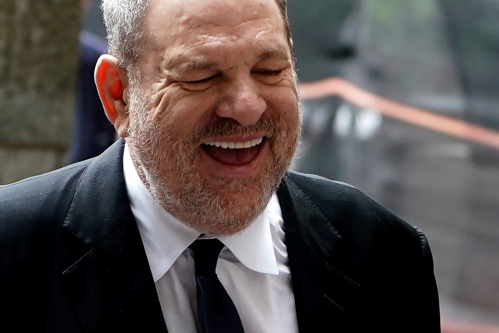 Harvey Weinstein llega a acuerdo legal (Reuters).