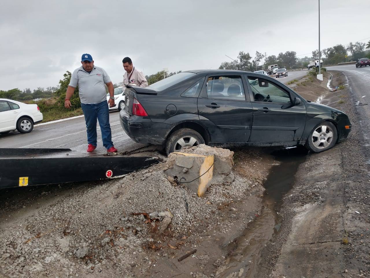 Accidente en corredor urbano Luis Donaldo Colosio (Foto/CORTESÍA)