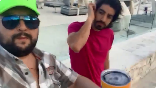 Aficionado de Tigres 'provoca' a Rodolfo Pizarro en sus vacaciones (Especial)