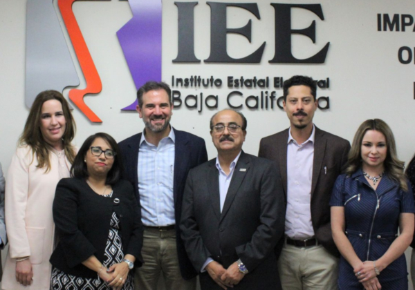 Clemente Ramos, presidente del Instituto Electoral del Estado, y el consejero del INE, Lorenzo Córdova. @IEE_BC
