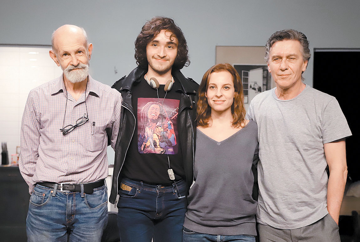 El director y su equipo presentan esta obra en  la Casa del Teatro de Coyoacán. (Édgar Negrete)