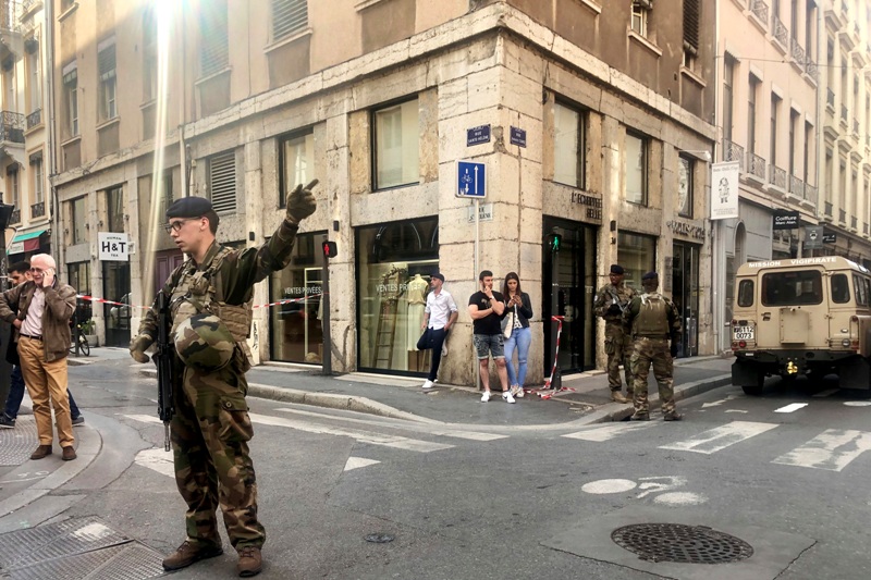 La policía emprendió una operación de búsqueda del sospechoso desde el viernes. (AP)