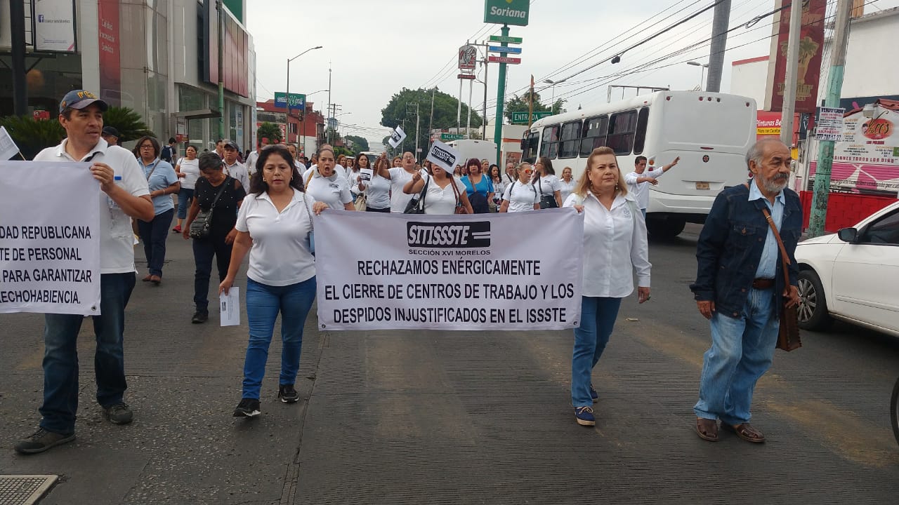 Trabajadores del ISSSTE en Morelos. (David Monroy)