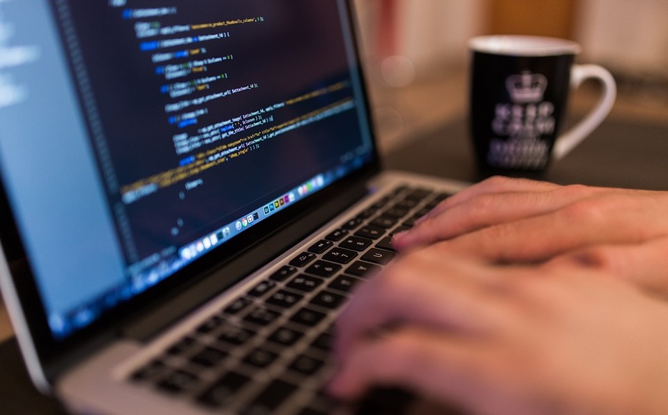 La apertura incluye la importación personal de dispositivos para amplificar conexiones WiFi. Archivo