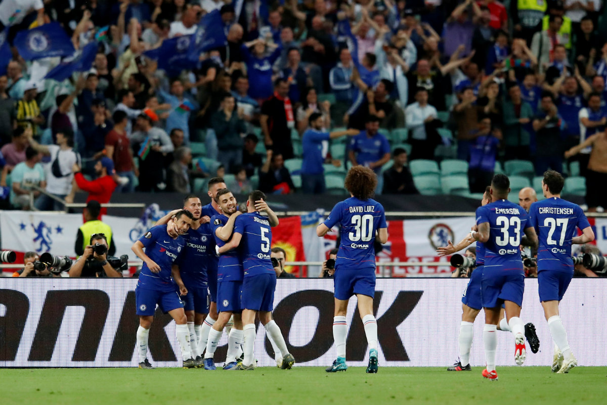 Pedro anota el segundo gol del Chelsea en la Final de la Europa League (Reuters)