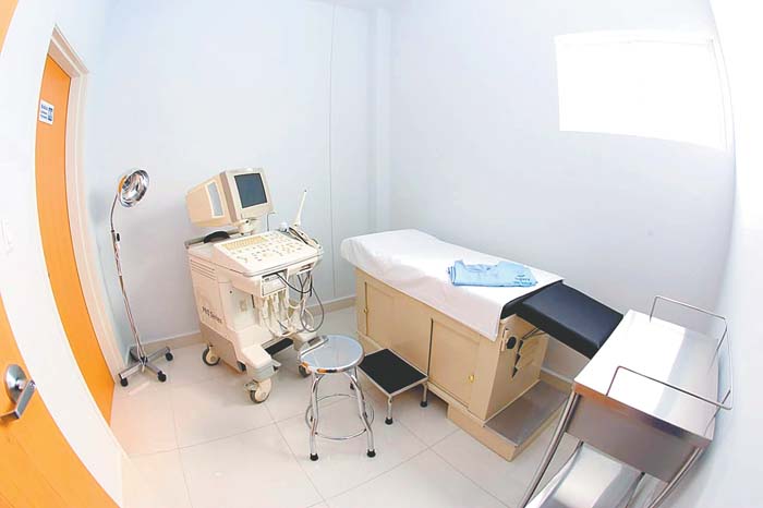 La unidad médica se encuentra en la colonia Real de Palmas. Raúl Palacios