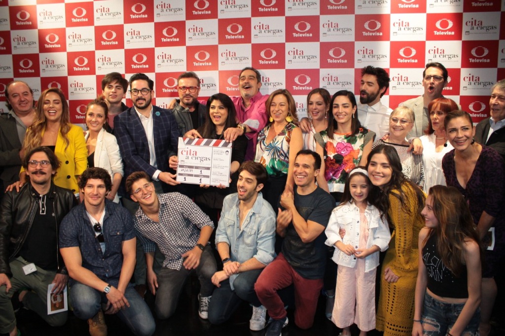 Victoria Ruffo protagoniza a 'Cita a ciegas' (Alfonso Manzano).