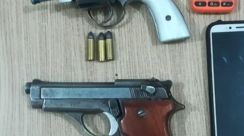 Además se aseguraron armas. (Especial)
