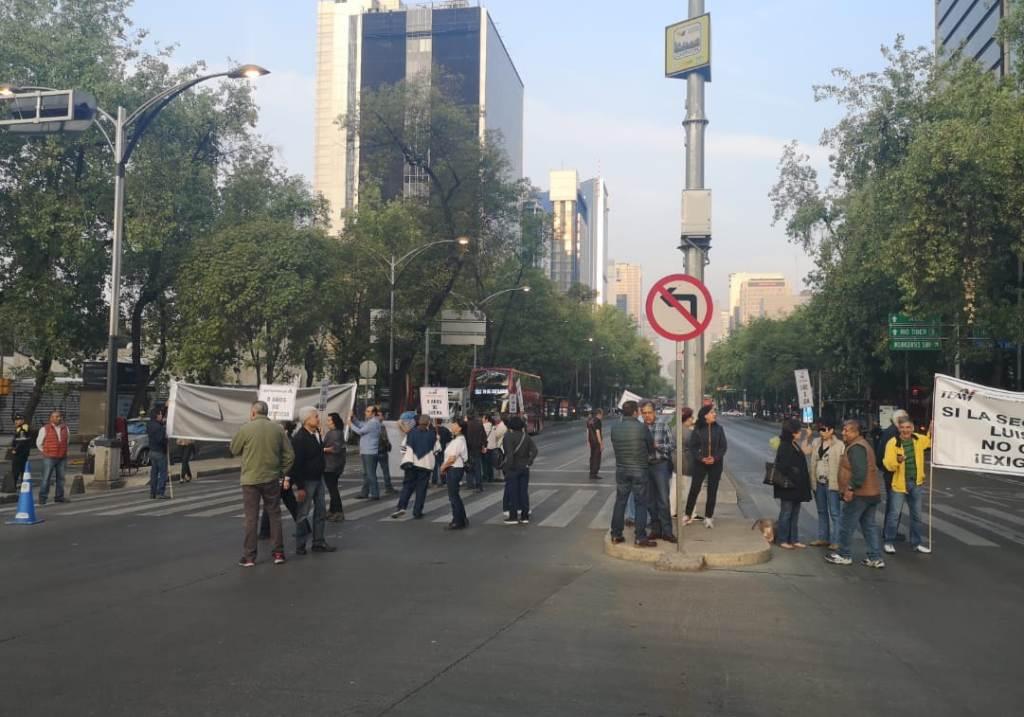 Los ex trabajadores de Mexicana exigen el pago de pensiones atrasadas. | César Velazquez