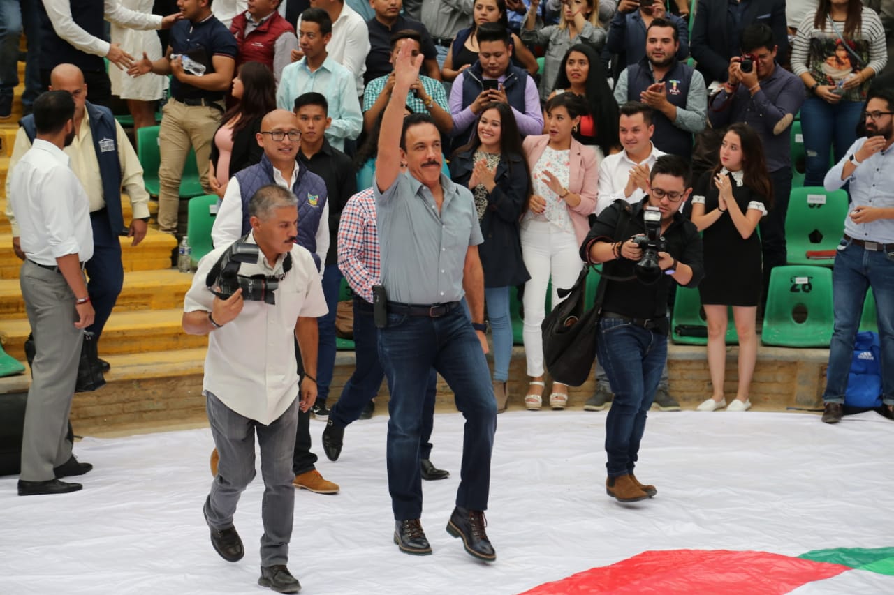 El gobernador de Hidalgo, Omar Fayad Meneses, se solidarizó con el presidente de México. (Jorge Sánchez)