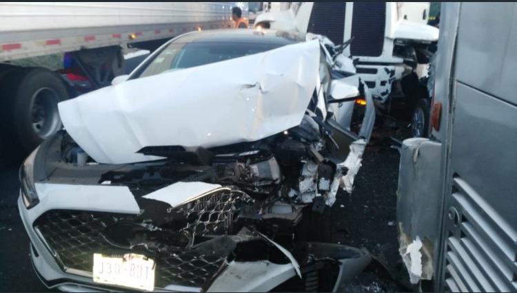 Hasta este momento se desconocen las causas de este accidente. (ESPECIAL)