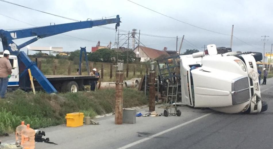 El accidente ocurrió sobre el kilómetro 218 en la colonia Canoas. (Foto: Especial)