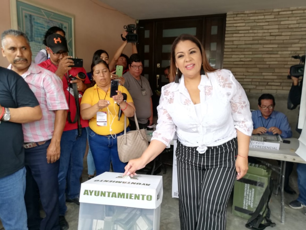 La candidata por el PRI sostuvo que cubrió la representación de las 445 casillas. (Luis Alatorre)