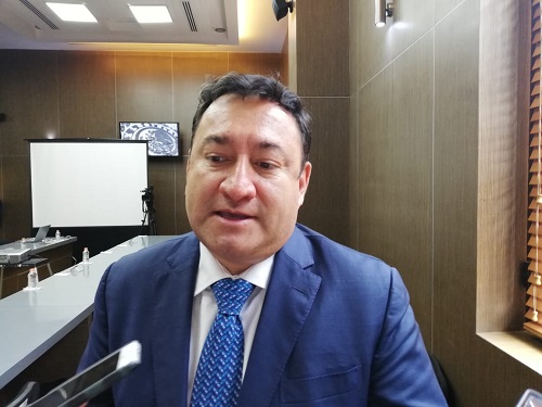 El legislador señaló que lo principal no es el titular. (Claudia Hidalgo)