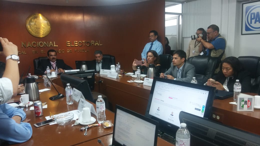 Junta local del INE en Puebla (Jaime Zambrano)