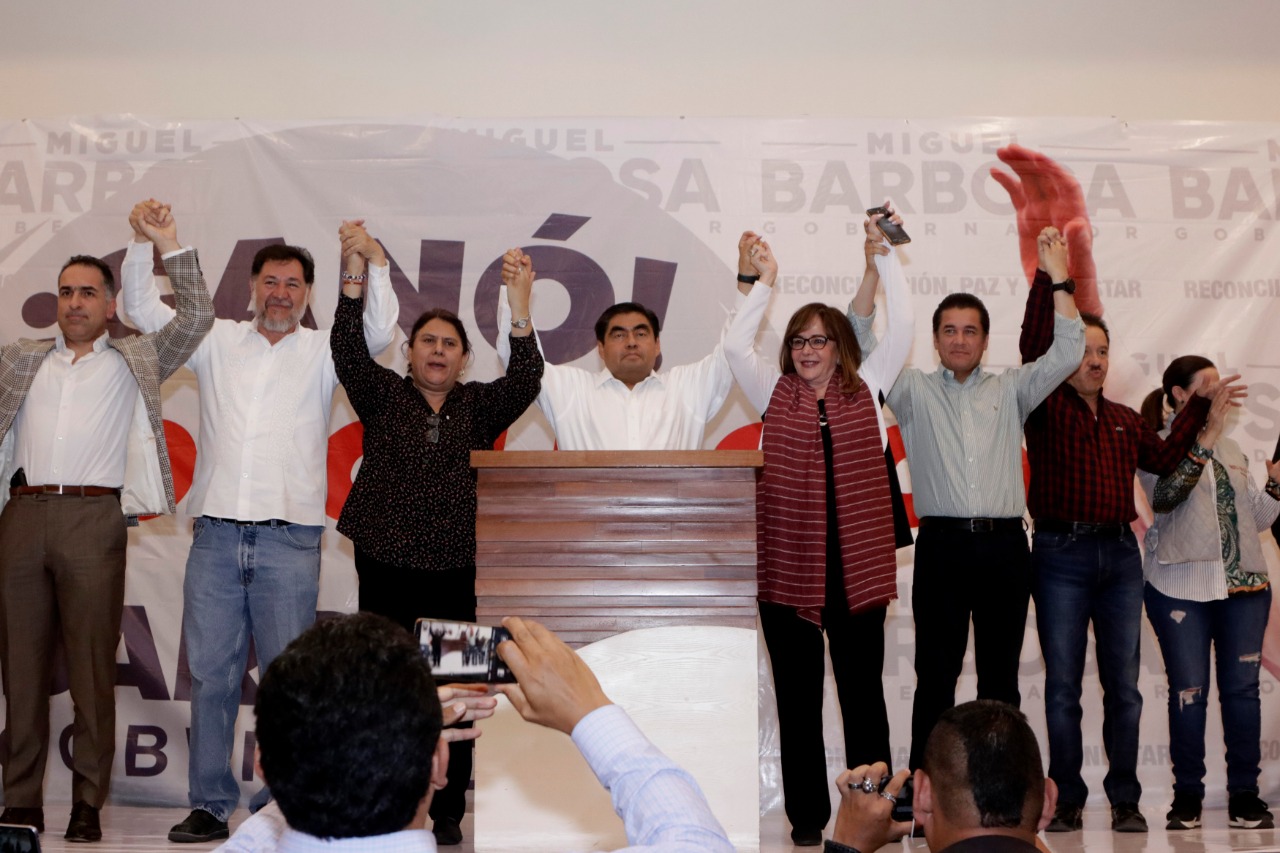 Miguel Barbosa se declara ganador en Puebla. (Enfoque)