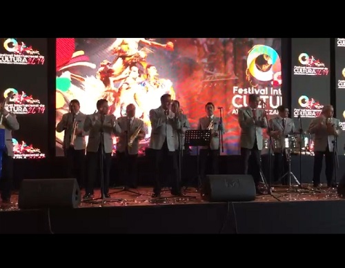 Durante el anunció se presentó la Sonora Santanera. (Alicia Rivera)