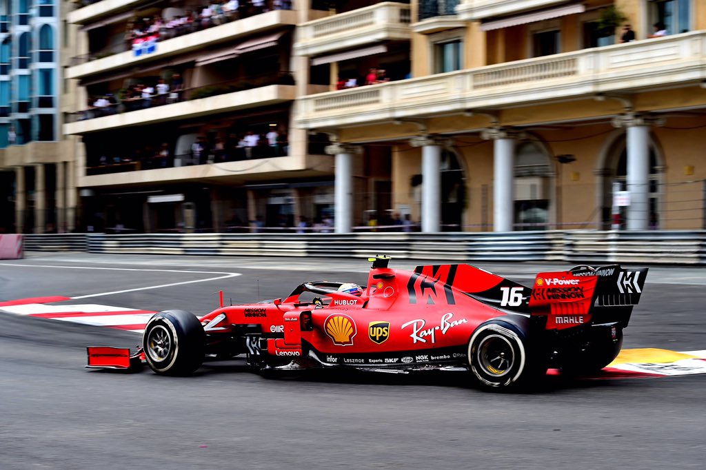 Ferrari acepta que su auto no es competitivo para la F1 (@ScuderiaFerrari)