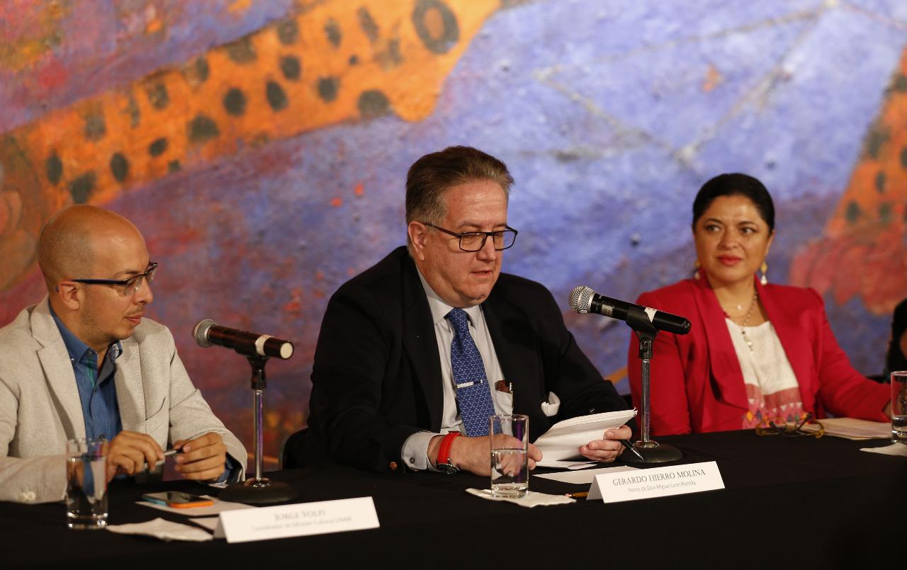 Jorge Volpi, Gerardo Hierro y Alejandra Frausto (Héctor Téllez).
