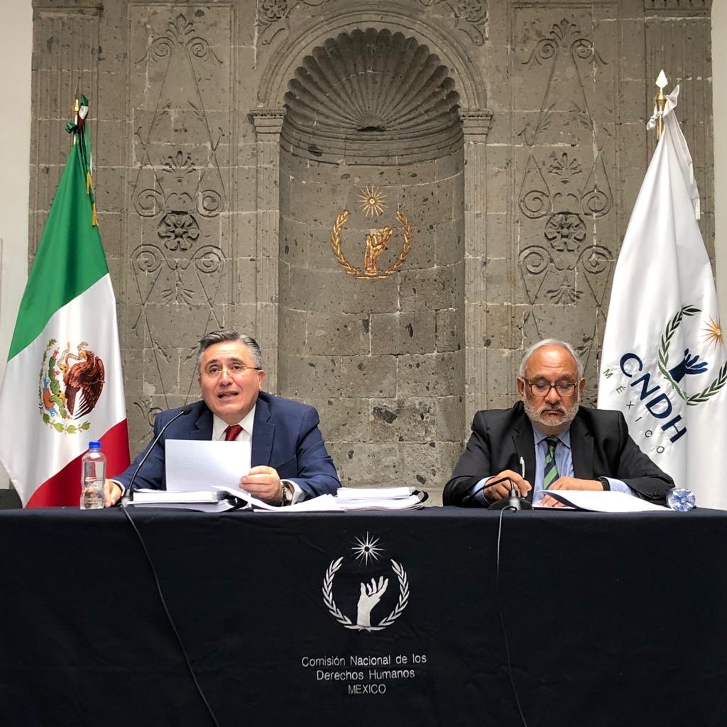 Sin la presencia del Ejecutivo, el titular de la CNDH presentó su informe de labores 2018/Especial.