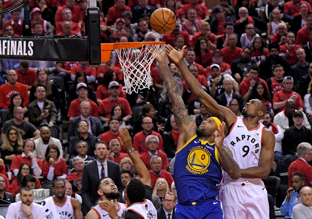 Los Warriors empatan la serie ante los Raptors (1-1) (Reuters)