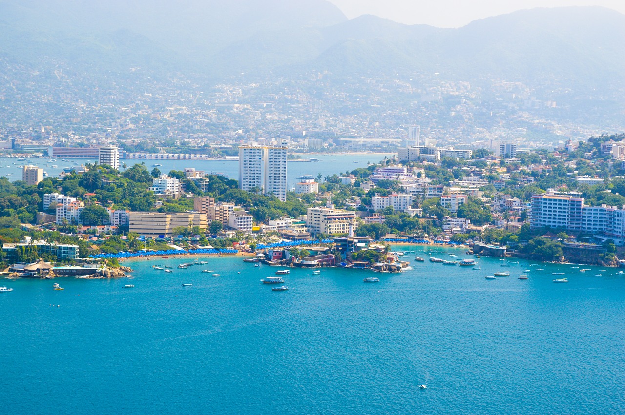 Acapulco, una de las playas más cercanas a la Ciudad de México. Foto: Pixabay