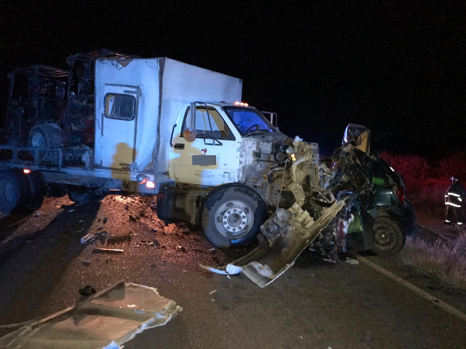 El chofer del camión se dio a la fuga con rumbo desconocido. (Milenio Digital)