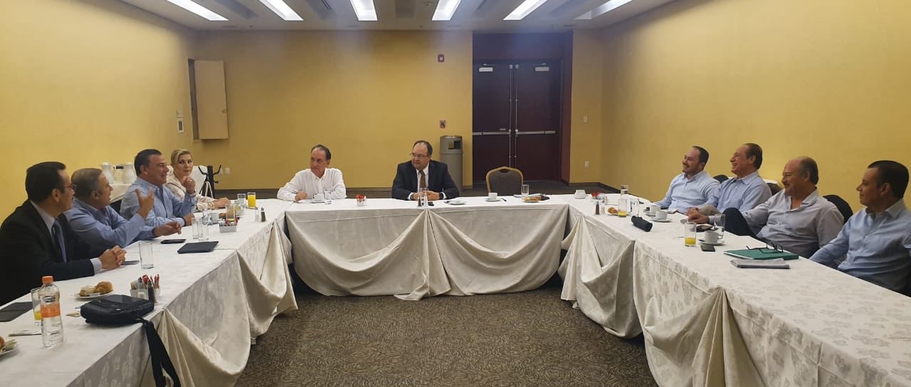 Reunión de empresarios  en León