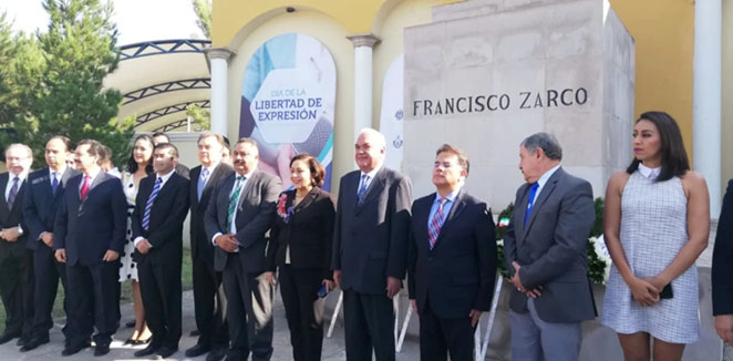 Estuvieron presentes asociaciones y escuelas relacionadas al periodismo. (Silvia Ayala)